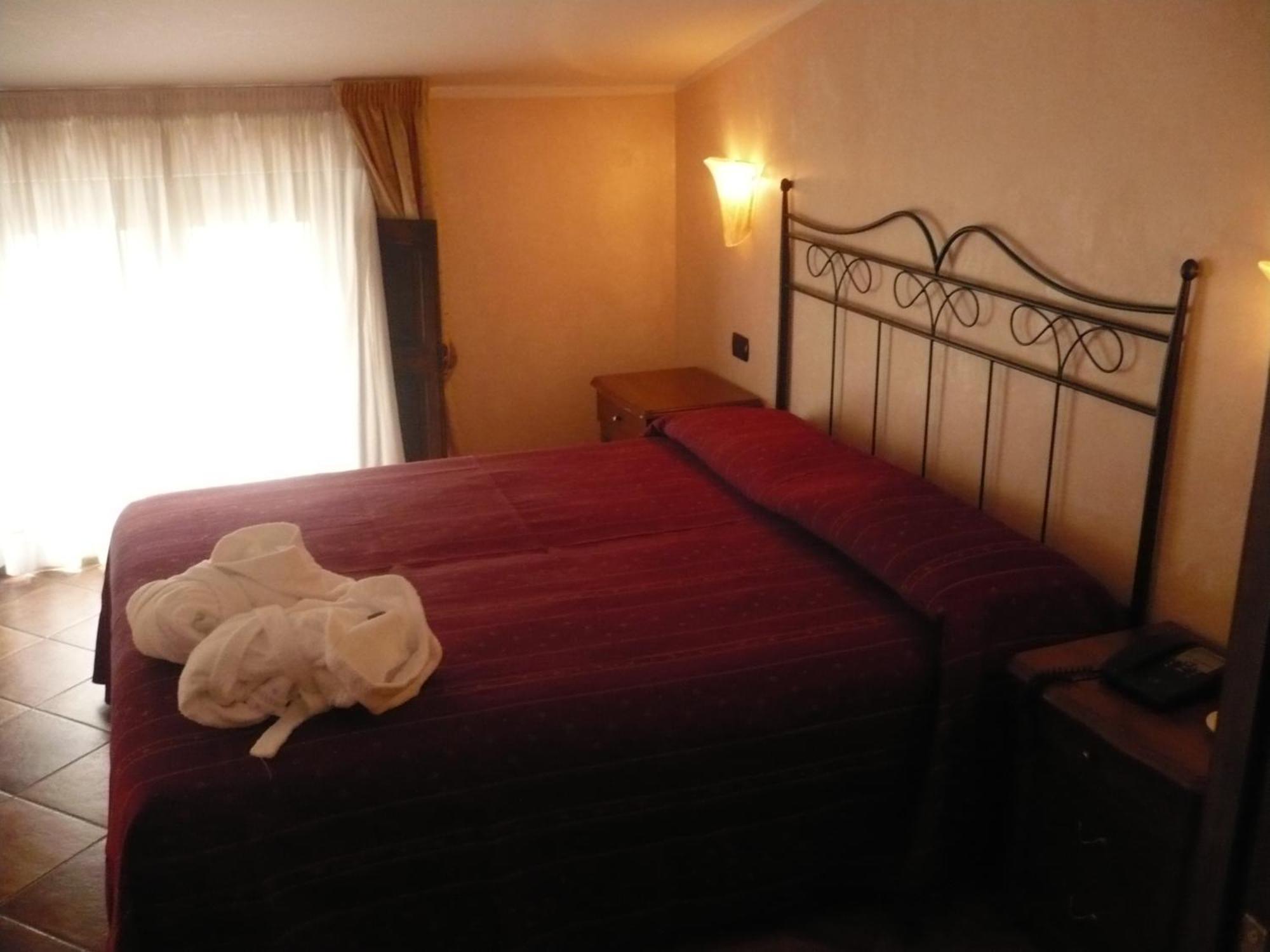 Hotel Palazzo Krataiis Scilla Buitenkant foto