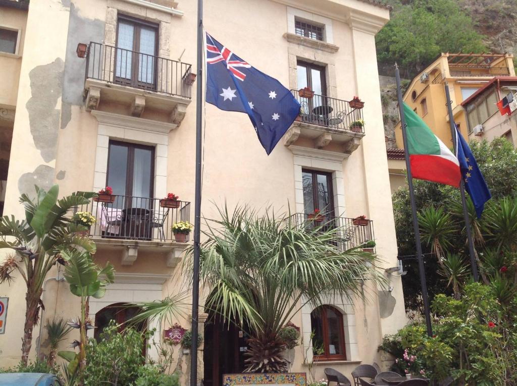 Hotel Palazzo Krataiis Scilla Buitenkant foto