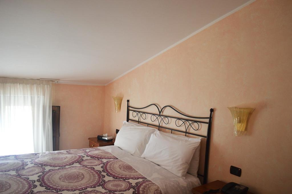 Hotel Palazzo Krataiis Scilla Buitenkant foto
